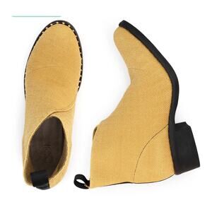 Charleston Shoe Co., Barcelona Embellished Comfort Bootie in Wheat, Size 9